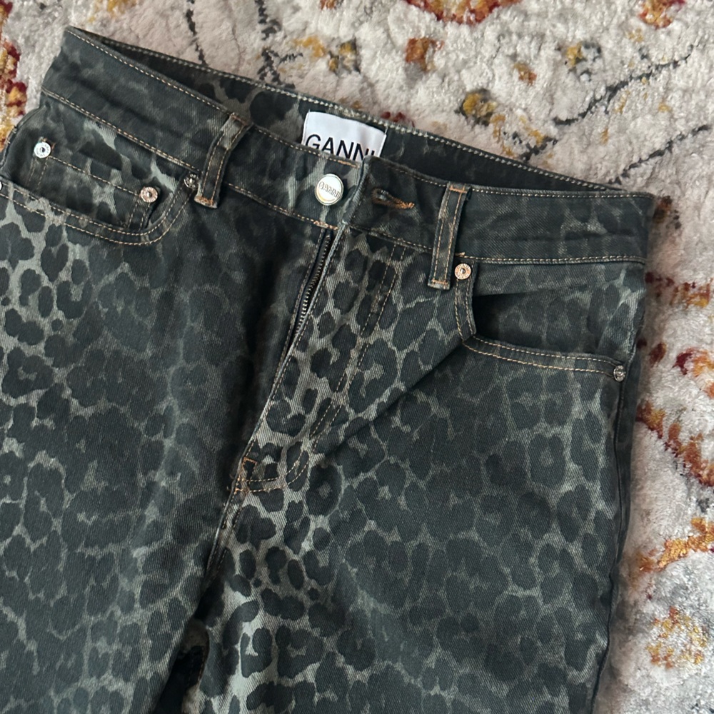 Never worn GANNI Dark Leopard Print Jeans - Picture 5 of 7